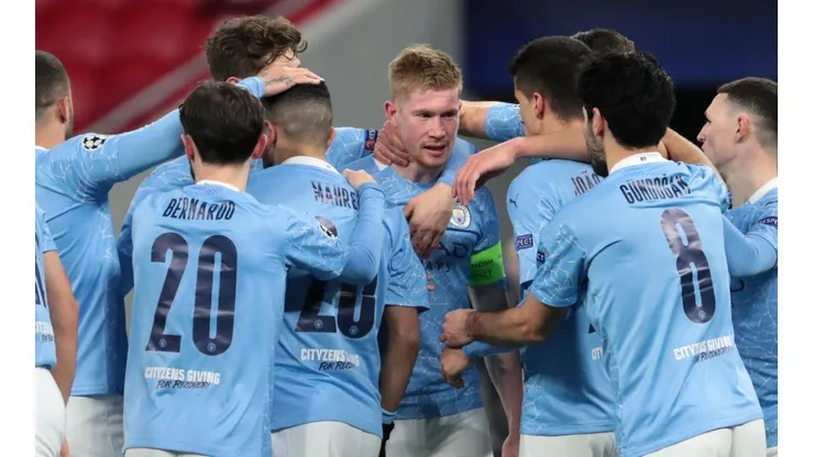 Kevin de Bruyne marcó el 1-0 parcial con un gran remate.