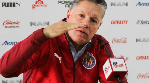 El proyecto de Ricardo Peláez y Víctor Manuel Vucetich seguirá en Chivas