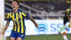 Así festejó su tanto Damián Martínez.