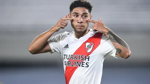 Gonzalo Montiel festejando su tanto ante Rosario Central.