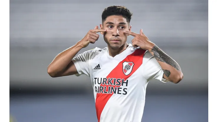 Gonzalo Montiel festejando su tanto ante Rosario Central.