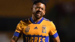 Aquino expulsado en menos de 10 minutos.