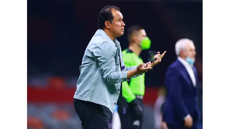 Reynoso comenzó a entrenar al Cruz Azul en este 2021.
