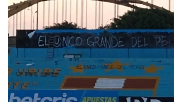 Pintas se hicieron horas antes del encuentro entre Universitario y Melgar.