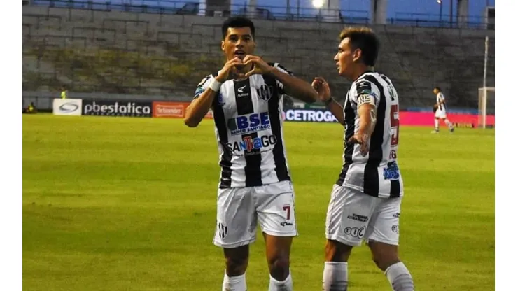 El festejo de Leonardo Sequeira.