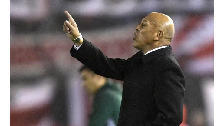 Vigente campeón del fútbol peruano empezó con triunfo.