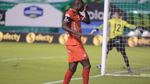 Yesus asistió y 'Adriancho' la picó: golazo de América de Cali en el clásico