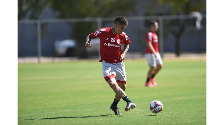 Paolo Guerrero se mostró entrenando este jueves.
