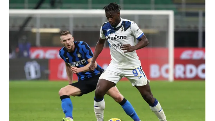 Duván Zapata se recuperó y estará presente en el próximo duelo del Atalanta en Serie A.