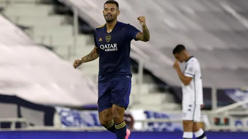 Edwin Cardona es duda en Boca Juniors para el Superclásico de Argentina.