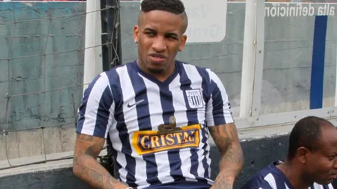 Jefferson Farfán salió a Alianza Lima al fútbol europeo.