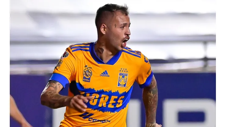 Nicolás López volvería como titular a Tigres UANL.