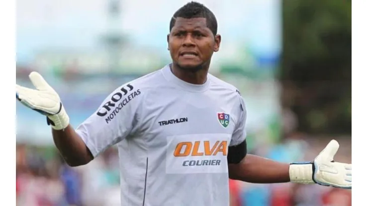 Juan Flores disputó algunos partidos con la selección peruana.