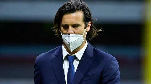 Se viene el duelo frente a Chivas y Solari no tiene grandes números en clásicos.