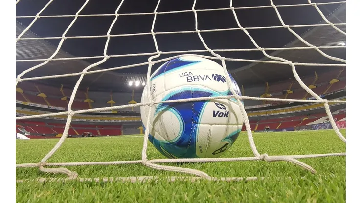 Balón de la Liga MX.