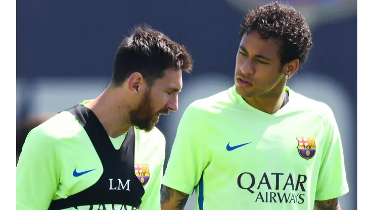 Lo confirman en Francia: Neymar llamó a Messi para convencerlo de ir al PSG