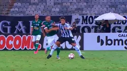 Hulk volvió a jugar en Brasil y le hizo honor a su apodo sacándose de encima a un rival