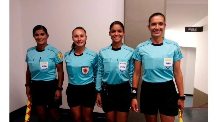 Esto es lo que gana una árbitra en Colombia por partido.