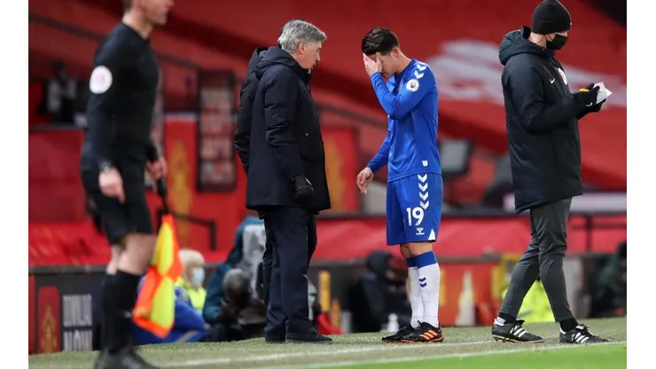 Everton sigue sin informar el estado de salud de James Rodríguez.