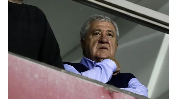 Ameal apareció en Twitter y los hinchas de Boca hasta le pidieron un astrólogo