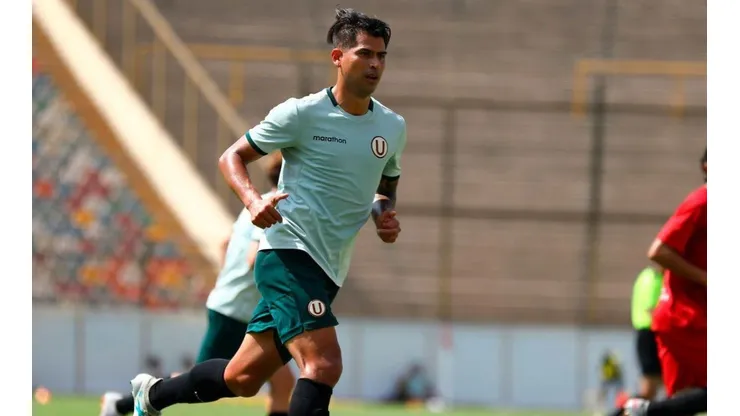 Enzo Gutiérrez es el delantero que trajo Ángel Comizzo.