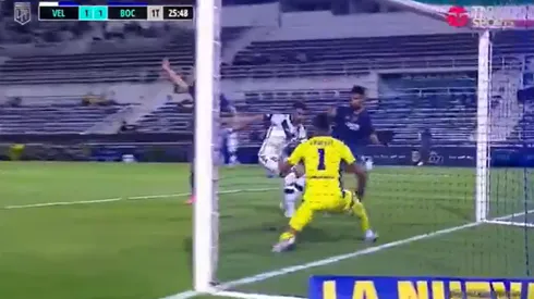 Carlos Zambrano usa la número 5 en Boca Juniors.