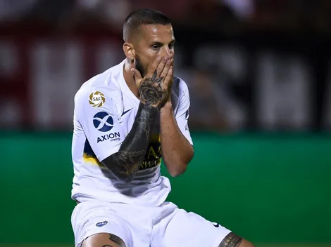 "Cómo te duele la co...": la bandera con la que recibieron a Benedetto en la Copa de Francia