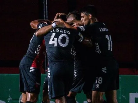 Colón tumbó al Aldosivi de Gago y sigue con puntaje perfecto