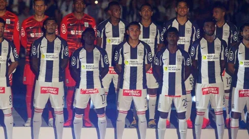 En lo deportivo, Alianza Lima perdió la categoría luego de caer en la última fecha ante Sport Huancayo.