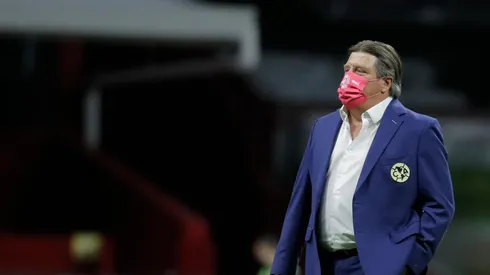 Herrera sigue enojado con Martinoli y Luis García.