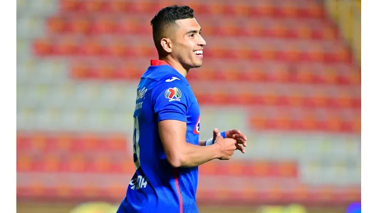 Orbelín Pineda también brilla en las redes sociales.