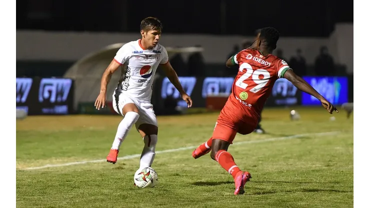Rafael Carrascal regresó a la titular para quedarse por el gran nivel demostrado