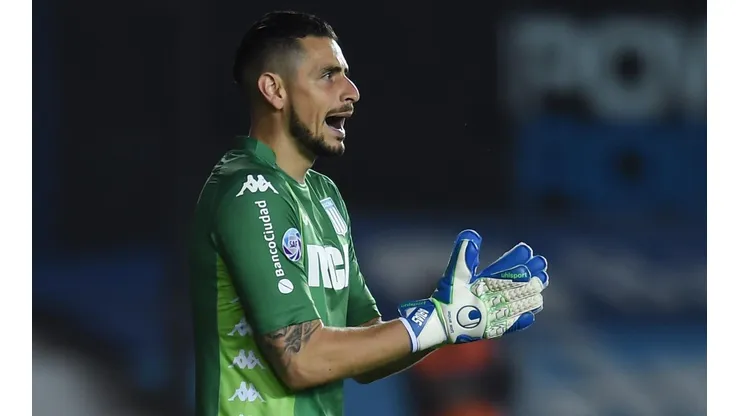 Buenas noticias para Racing: Arias sería titular esta noche ante River