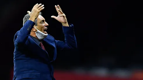 Tomás Boy se fue furioso del Estadio Azteca.