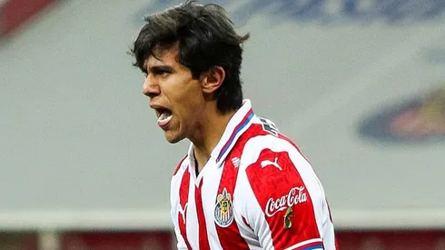 Golazo de José Juan Macías para Chivas ante Querétaro.