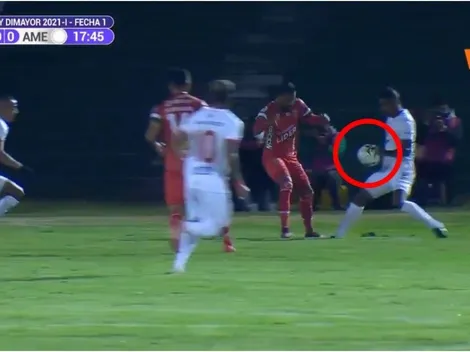 Se desata la polémica: mano clara en el área de América que el arbitro no vio