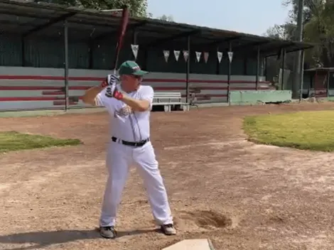 VIDEO: Andrés Manuel López Obrador presumió su juego de beisbol