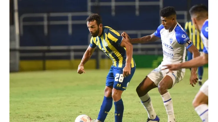 Reparto de puntos entre Rosario Central y Godoy Cruz.