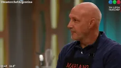 El exfutbolista no cumplió y abandonó el programa.