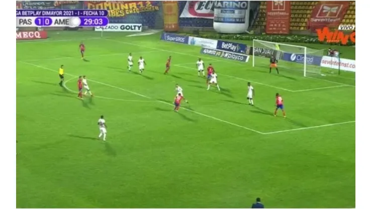 Dibuje maestro: rabona y travesaño, por poco Deportivo Pasto marca el gol del año