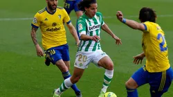 Lainez no volvió en su mejor nivel y fue tundido por la afición