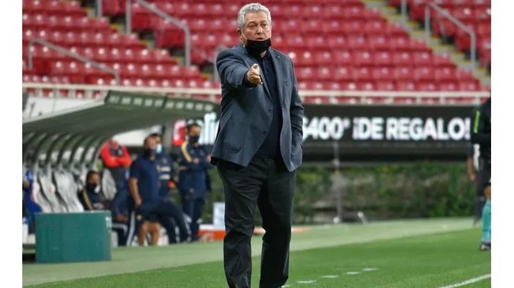 Víctor Vucetich y sus Chivas ganaron el partido más importante de la jornada