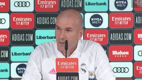 Le preguntaron por la renovación de Ramos y Zidane explotó