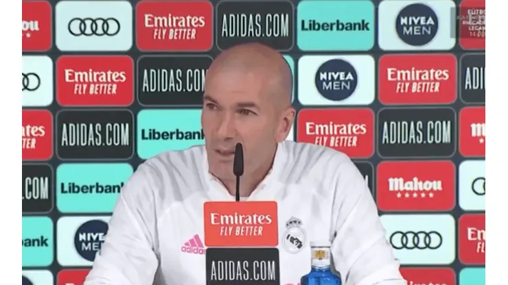 Le preguntaron por la renovación de Ramos y Zidane explotó