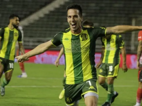 Gago ganó su primer partido como técnico: Aldosivi barrió a Arsenal