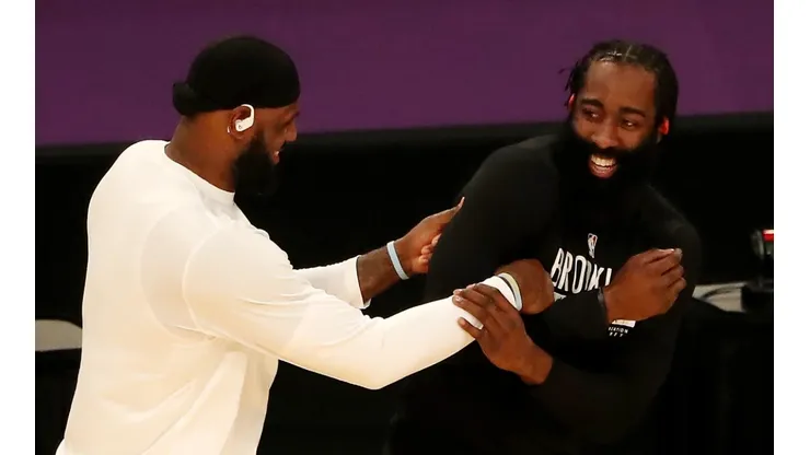 LeBron James y James Harden