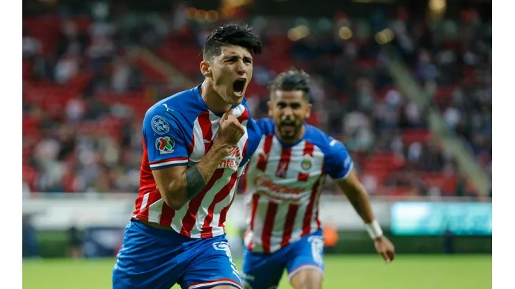 Pulido fue campeón de goleo con Chivas.