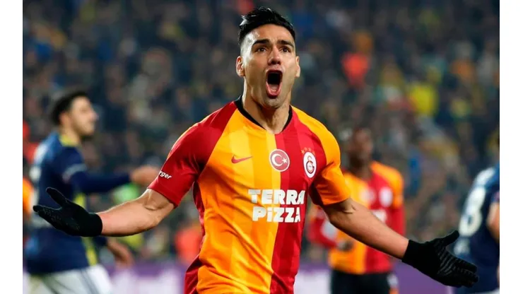 Radamel Falcao seguirá sin jugar con Galatasaray en Turquía.