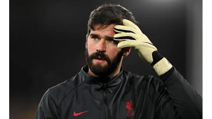 El sentido mensaje del Liverpool a Alisson por la muerte de su padre