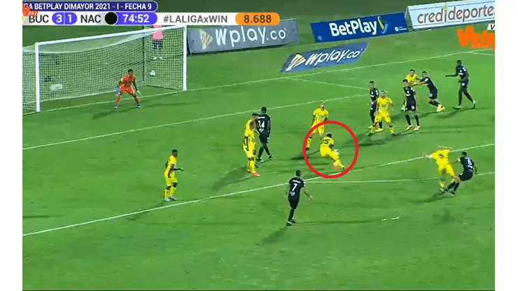 ¿Robaron a Nacional? La jugada que todos pidieron como penal antes del 3-1
